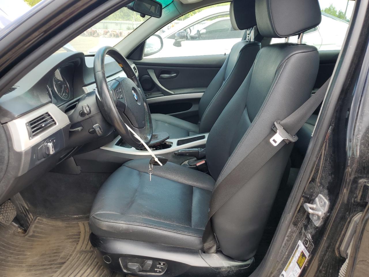 2011 BMW 323 I VIN: WBAPG7G56BNN18461 Lot: 61915395