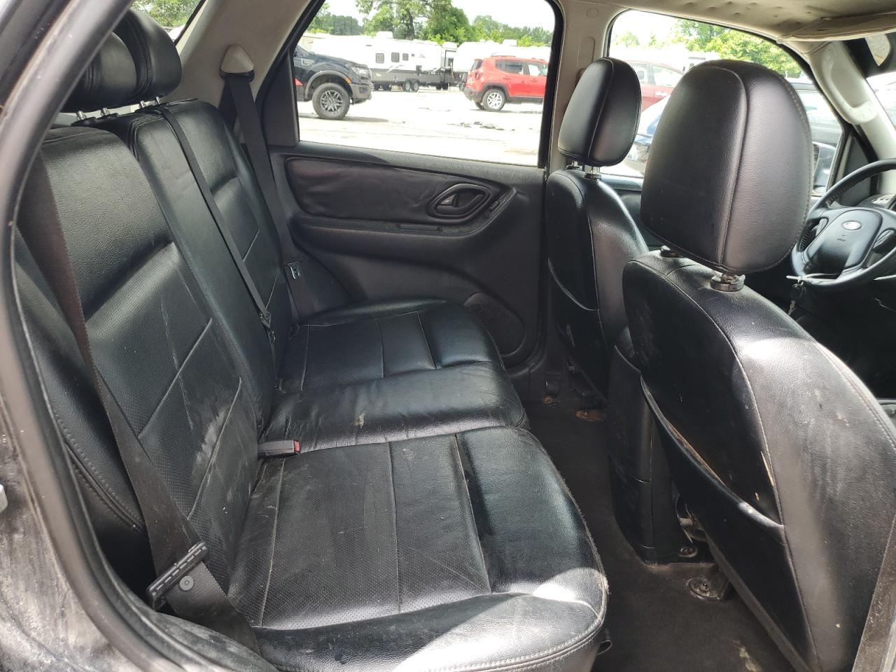 2005 Ford Escape Limited VIN: 1FMYU94145KE17773 Lot: 60451635