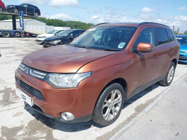 MITSUBISHI OUTLANDER 2014