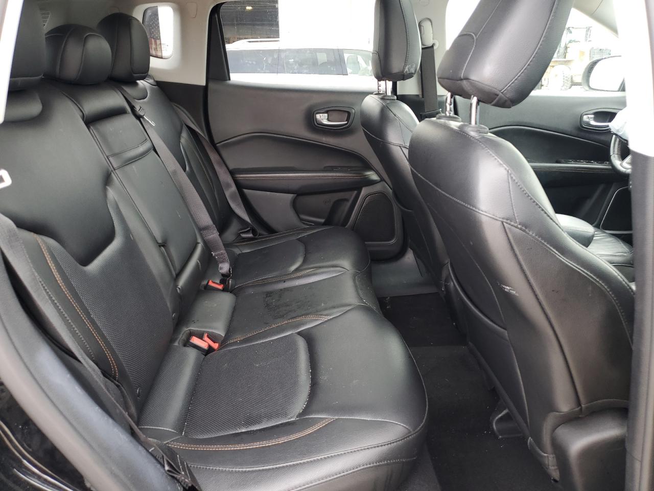 2018 Jeep Compass Limited VIN: 3C4NJDCB3JT135727 Lot: 60336565