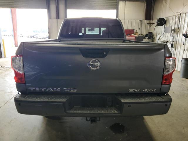  NISSAN TITAN 2017 Gray