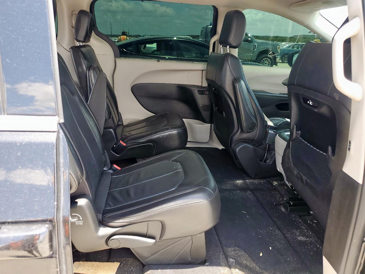 2022 Chrysler Pacifica Touring L VIN: 2C4RC1BG0NR194069 Lot: 61858375