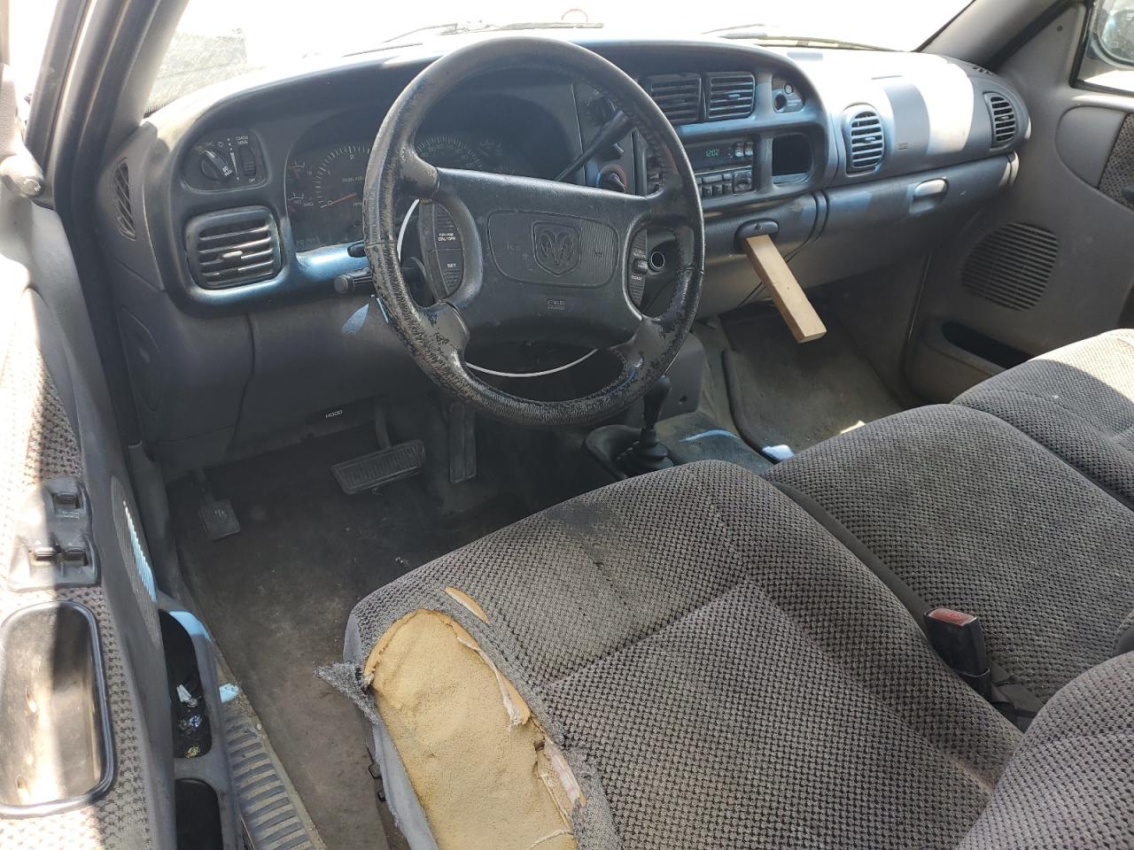 1999 Dodge Ram 2500 VIN: 3B6KF2660XM537154 Lot: 62885015