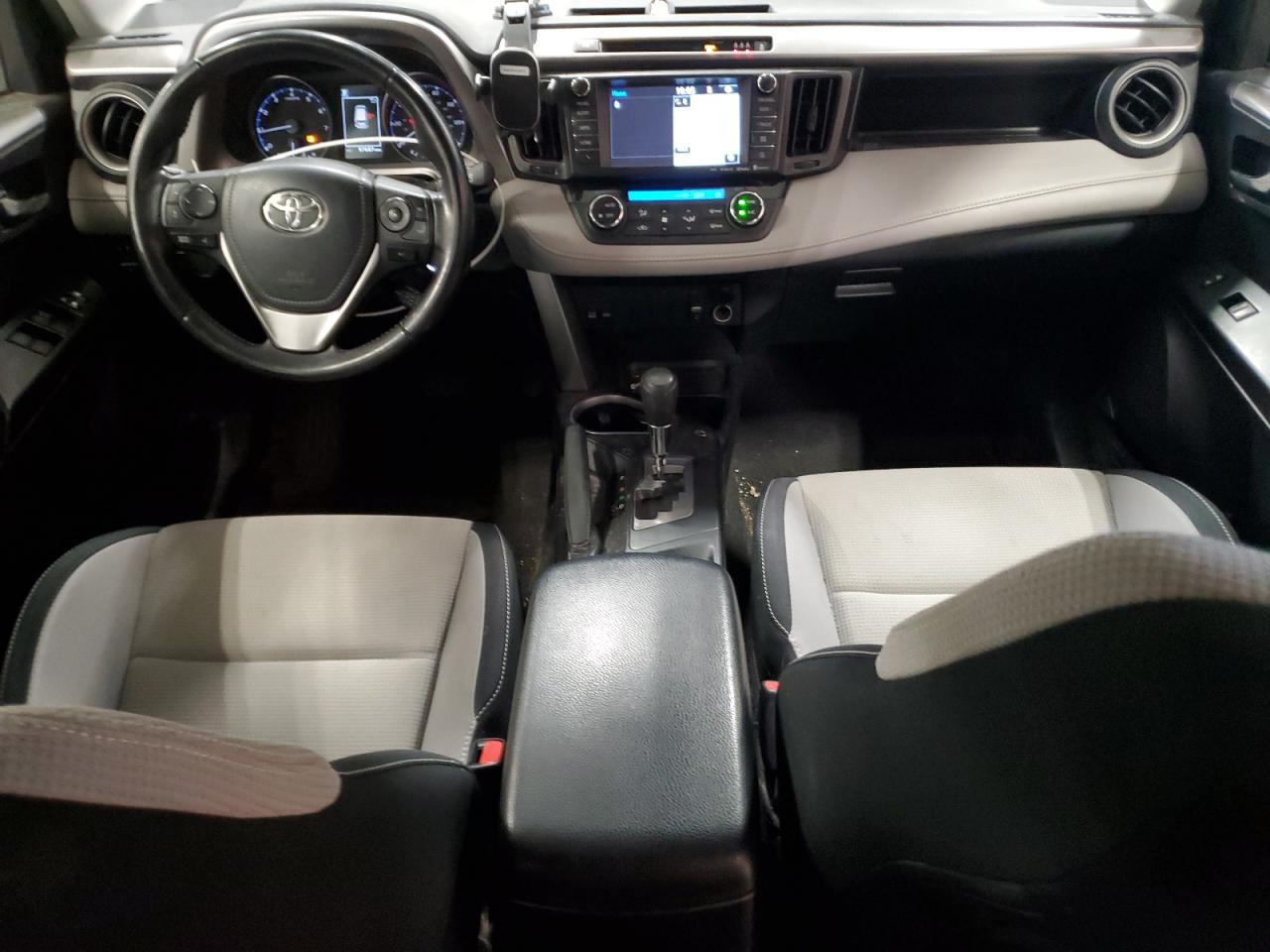 2017 Toyota Rav4 Xle VIN: JTMRFREV8HJ114137 Lot: 61826655