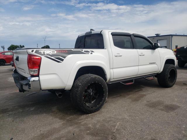 Pickups TOYOTA TACOMA 2017 White