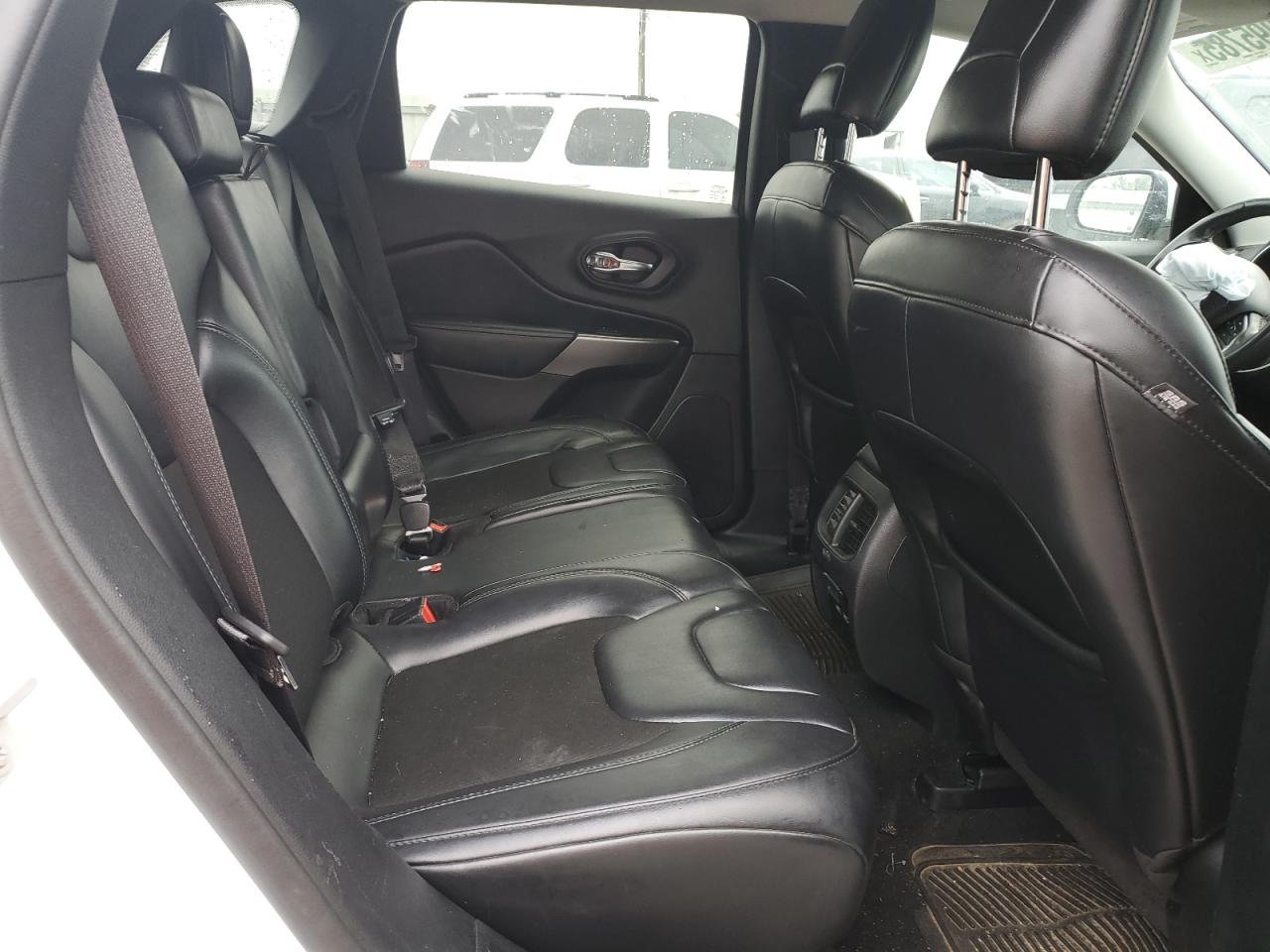 2020 Jeep Cherokee Latitude Plus VIN: 1C4PJLLB5LD605915 Lot: 60095785