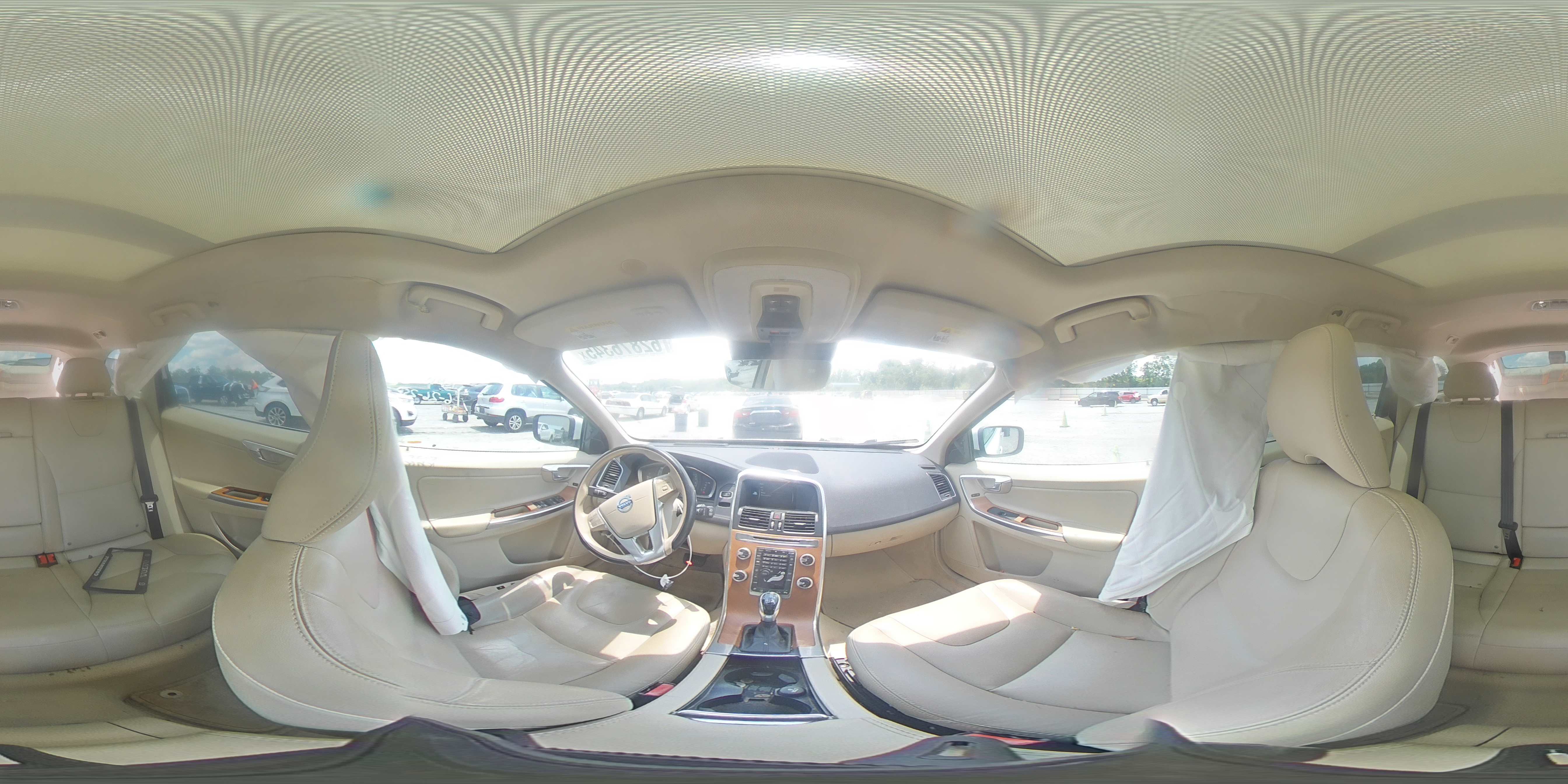 2015 Volvo Xc60 T6 Platinum VIN: YV4902RM6F2667688 Lot: 62876345