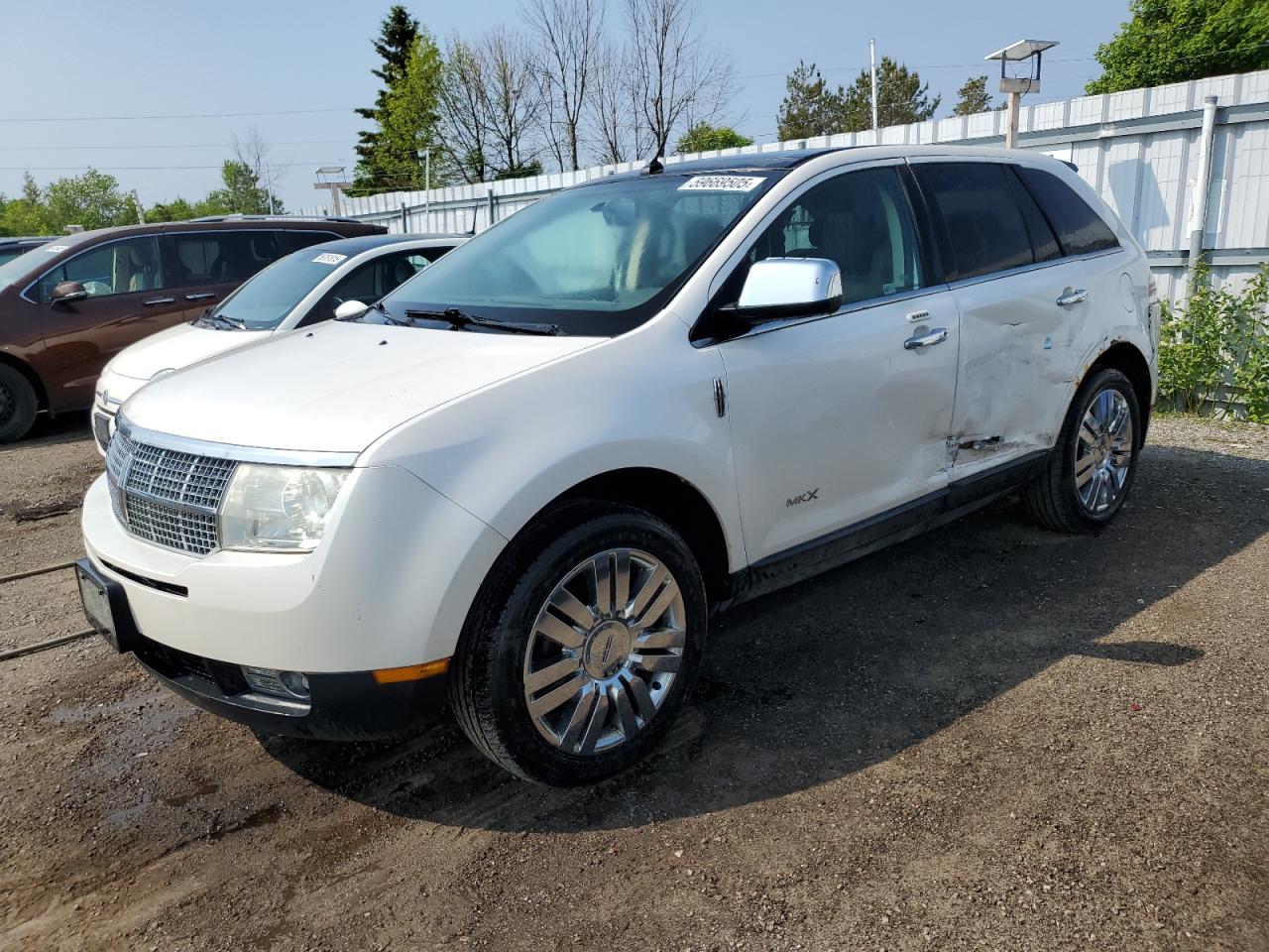 2010 Lincoln Mkx for Sale in Bowmanville, ON - Side