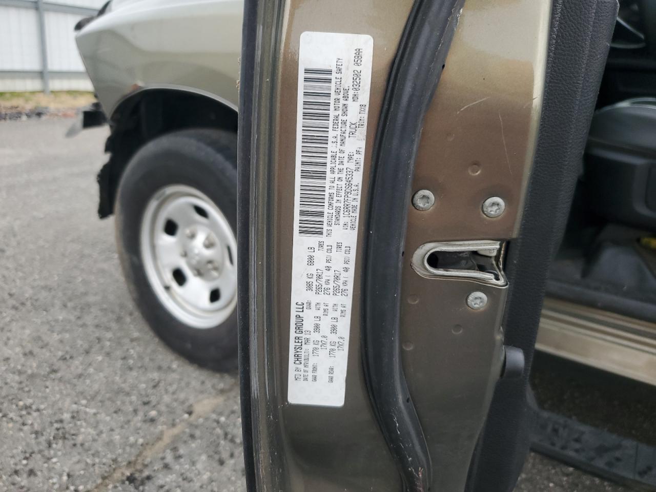 2013 Ram 1500 St VIN: 1C6RR7FP9DS645337 Lot: 63027445