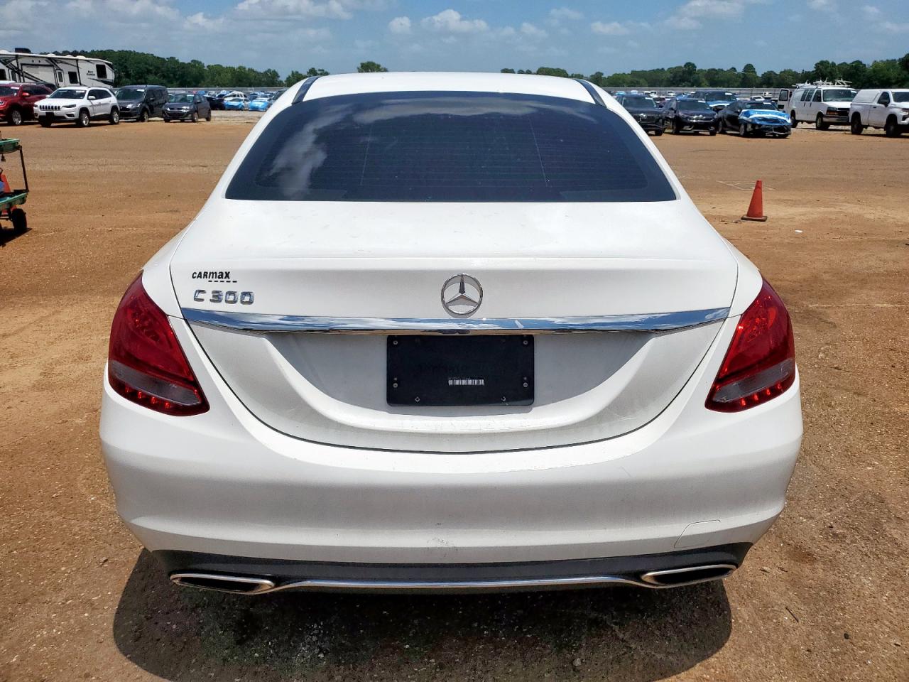 2016 Mercedes-Benz C 300 VIN: 55SWF4JB9GU150666 Lot: 63120235