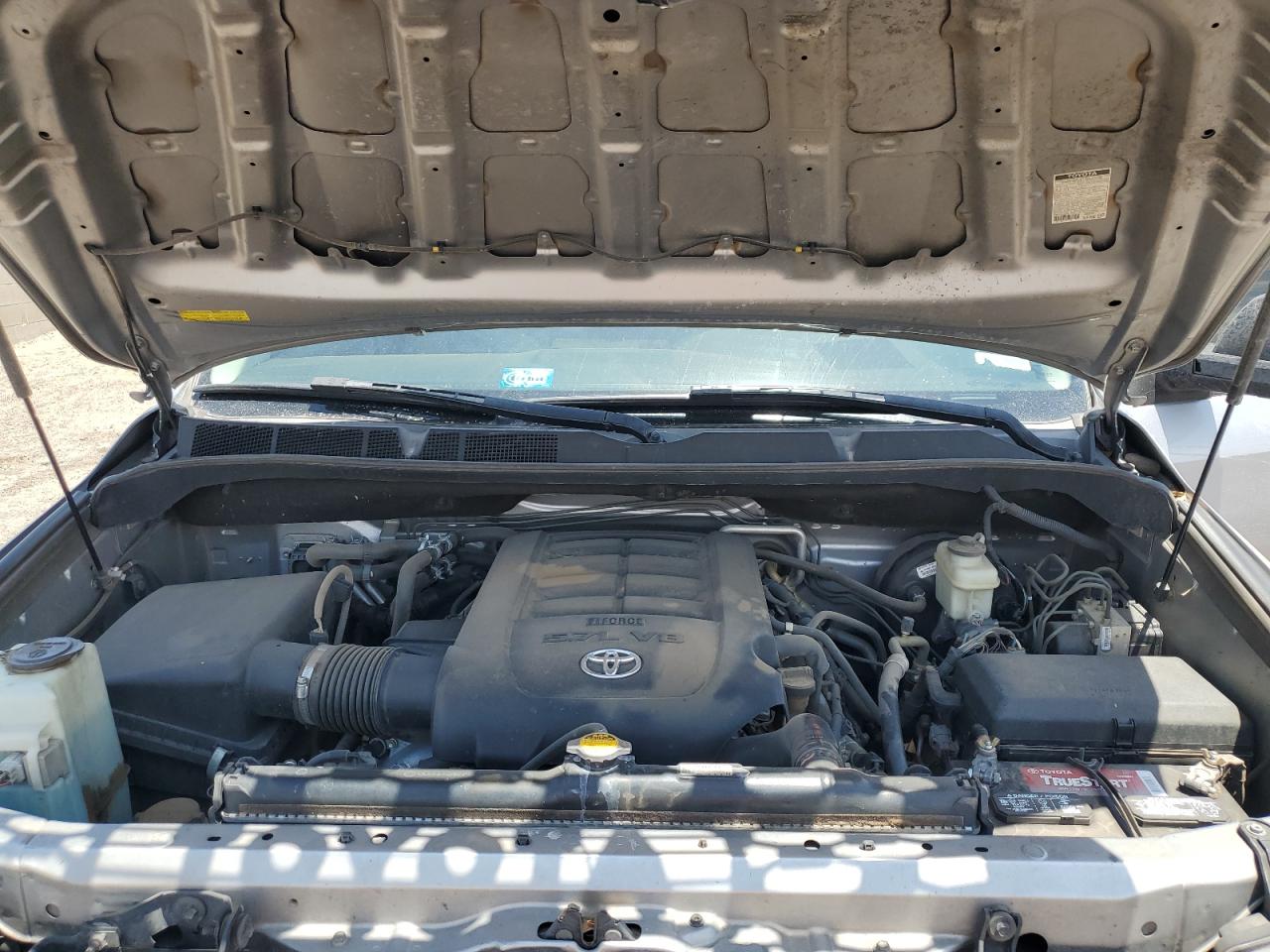 2010 Toyota Sequoia Limited VIN: 5TDJW5G12AS024135 Lot: 61840125