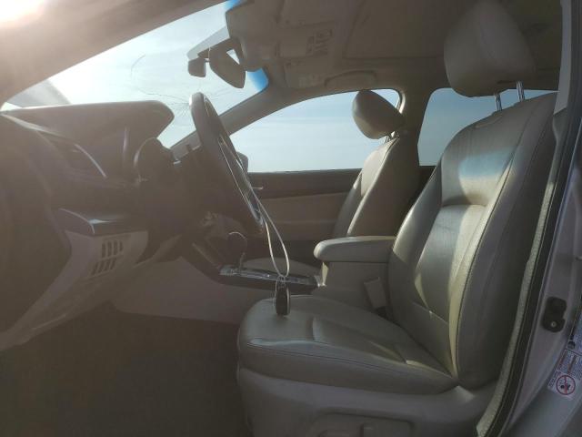  SUBARU OUTBACK 2017 Золотой