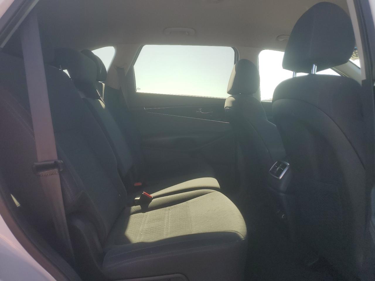 2020 Kia Sorento S VIN: 5XYPGDA57LG664015 Lot: 61011665