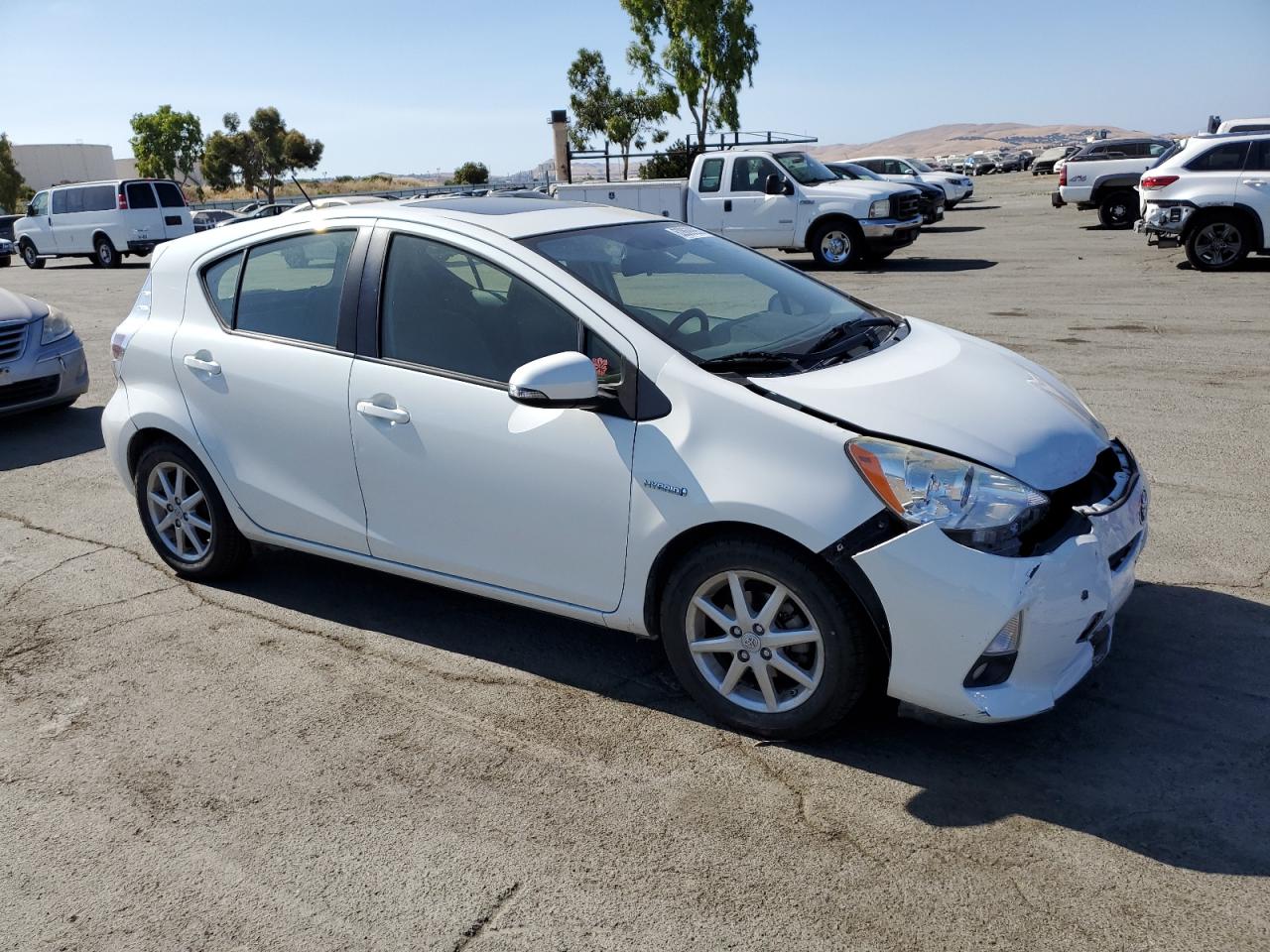 TOYOTA PRIUS 2012 VIN JTDKDTB32C1010257 фото 4