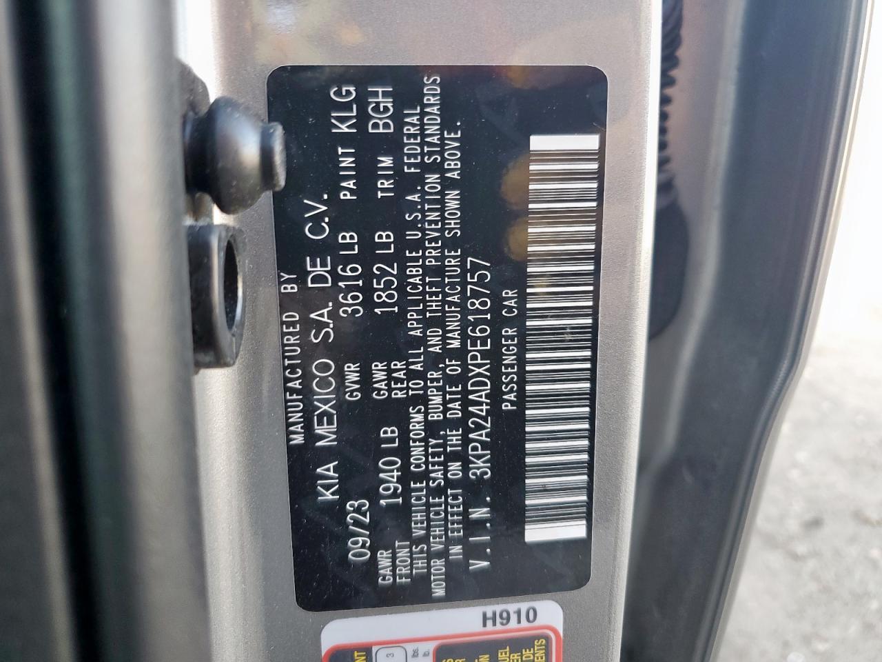 KIA RIO 2023 VIN 3KPA24ADXPE618757 zdjęcie 12