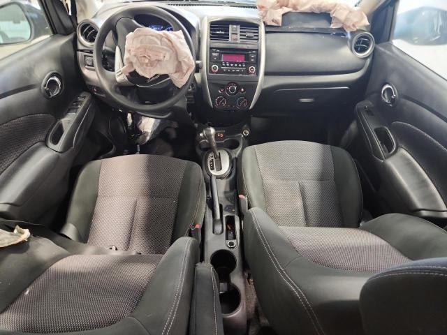  NISSAN VERSA 2018 Чорний