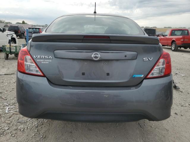 Седаны NISSAN VERSA 2016 Серый