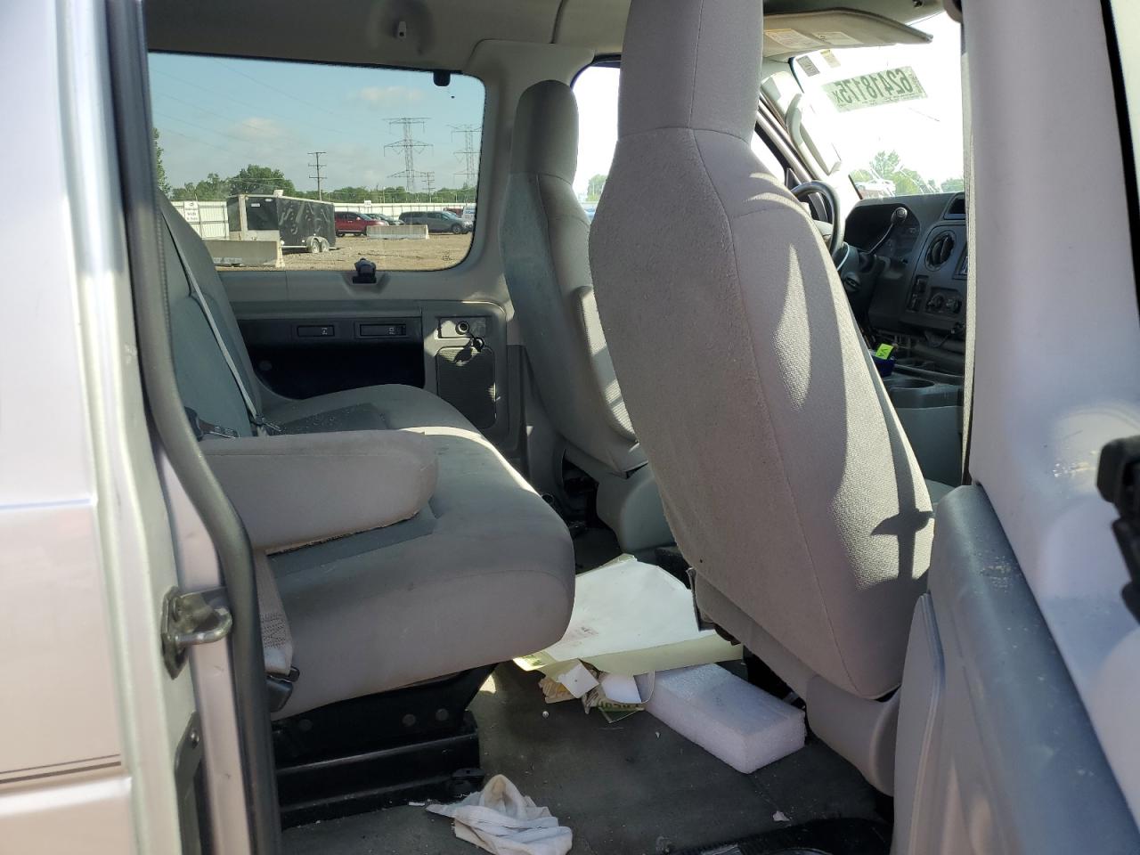 2013 Ford Econoline E350 Super Duty Wagon VIN: 1FBNE3BL4DDA18973 Lot: 62418175