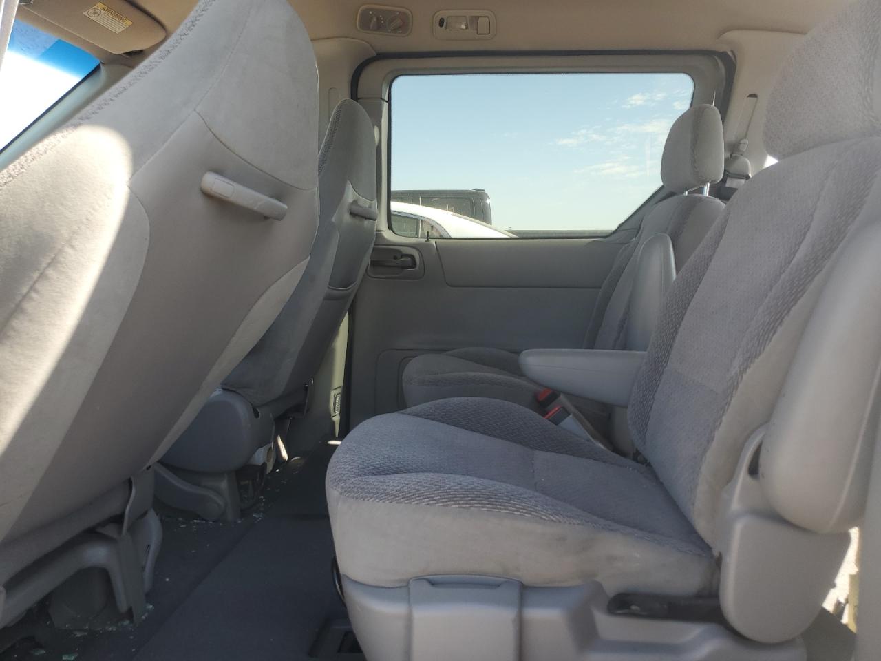 2000 Ford Windstar Lx VIN: 2FMZA5141YBA65299 Lot: 61062365