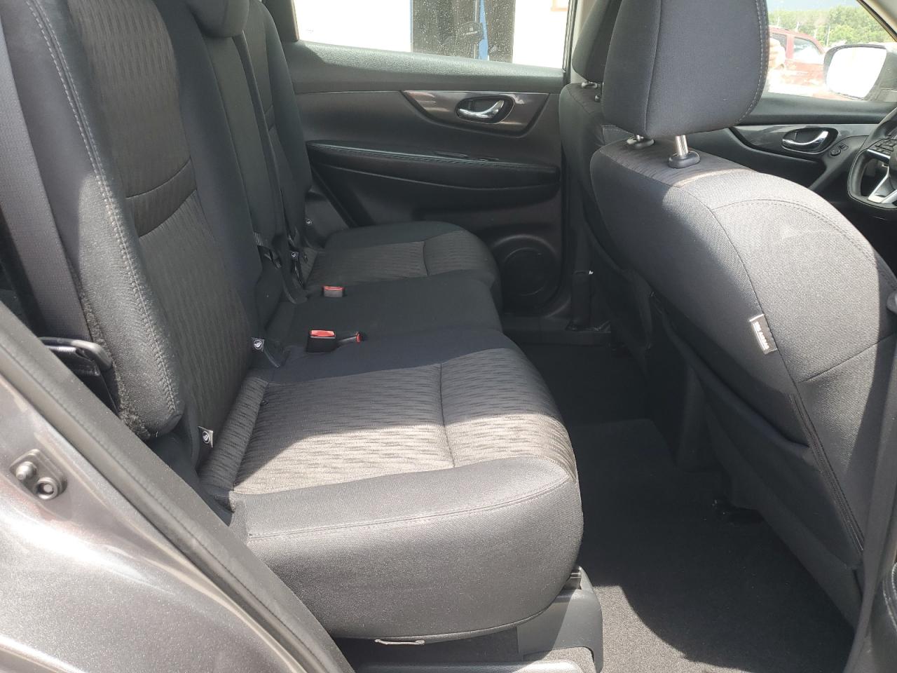 2018 Nissan Rogue S VIN: 5N1AT2MV5JC804268 Lot: 62740525