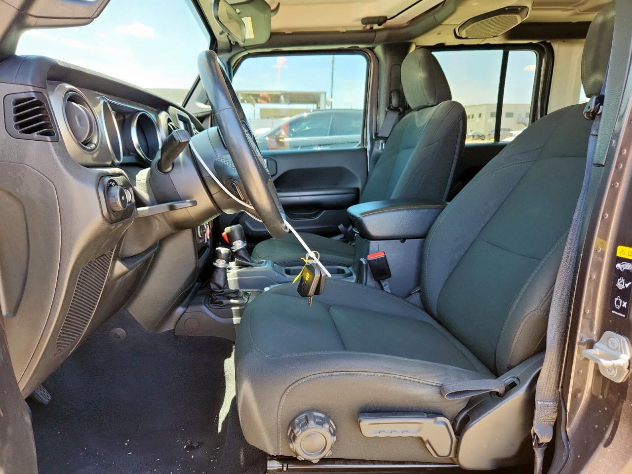 2021 Jeep Wrangler Unlimited Sport VIN: 1C4HJXDN8MW617454 Lot: 62309085
