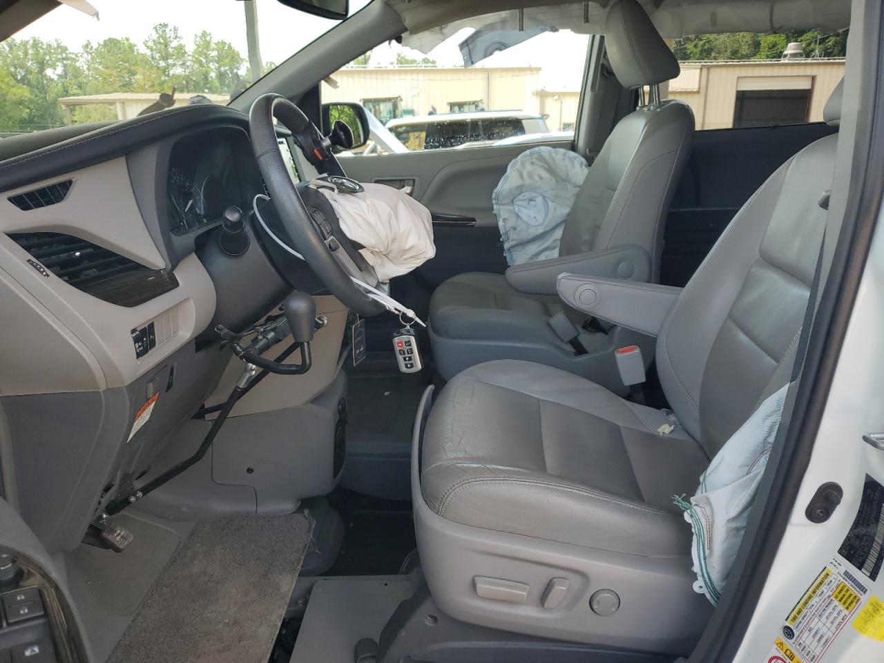 TOYOTA All Models 2018 VIN 5TDYZ3DCXJS921509 zdjęcie 7