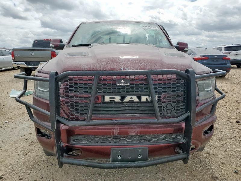  RAM 1500 2022 Красный