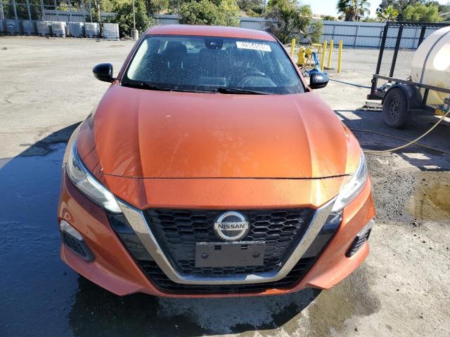  NISSAN ALTIMA 2021 Pomarańczowy