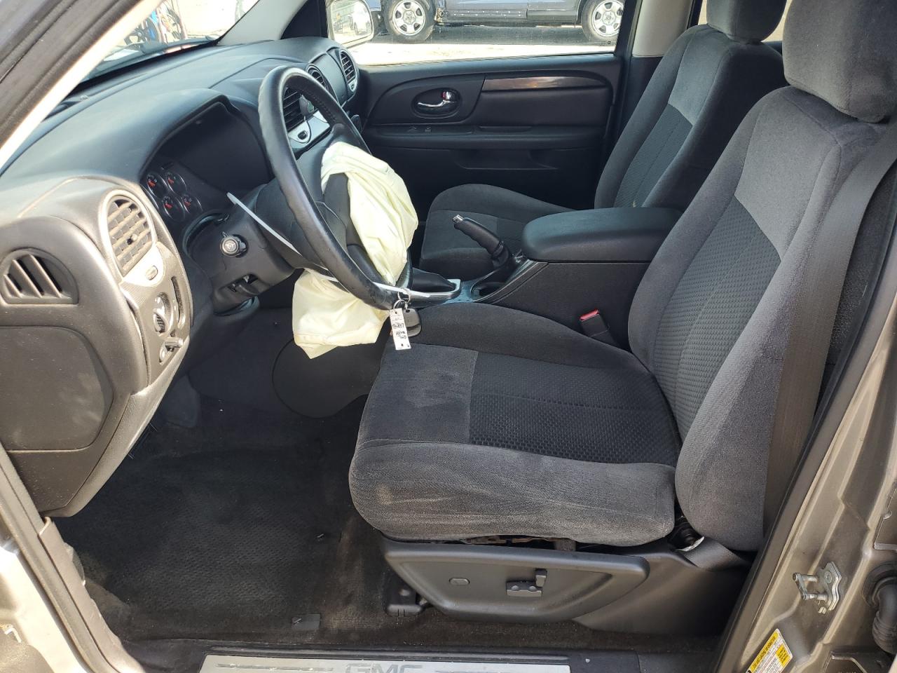 2008 GMC Envoy VIN: 1GKDT13S082117528 Lot: 62897275