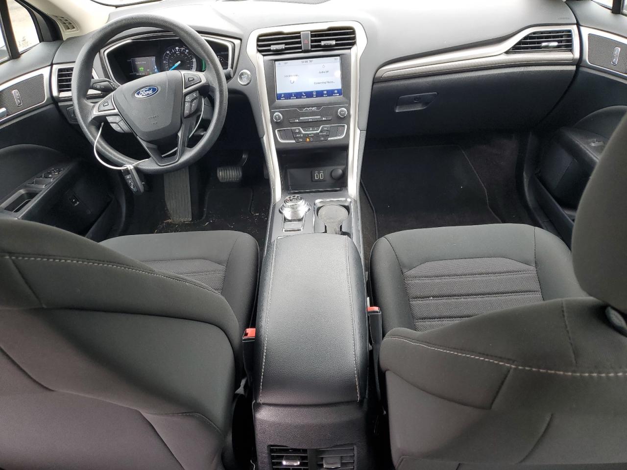 2020 Ford Fusion Se VIN: 3FA6P0LU2LR119103 Lot: 55085225