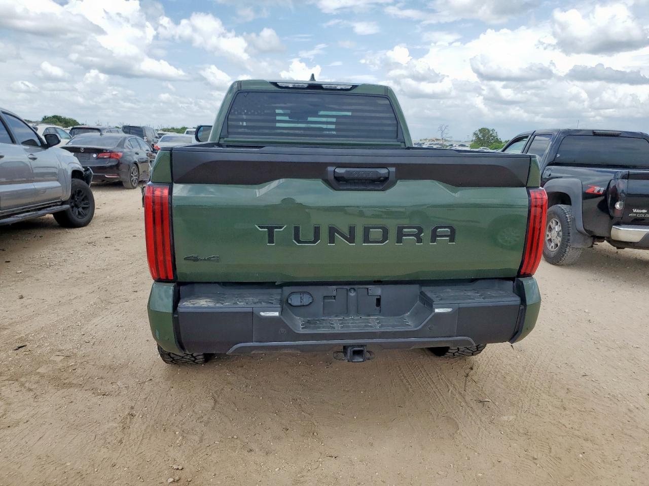 2022 Toyota Tundra Crewmax Sr5 VIN: 5TFLA5EC2NX009615 Lot: 63028075