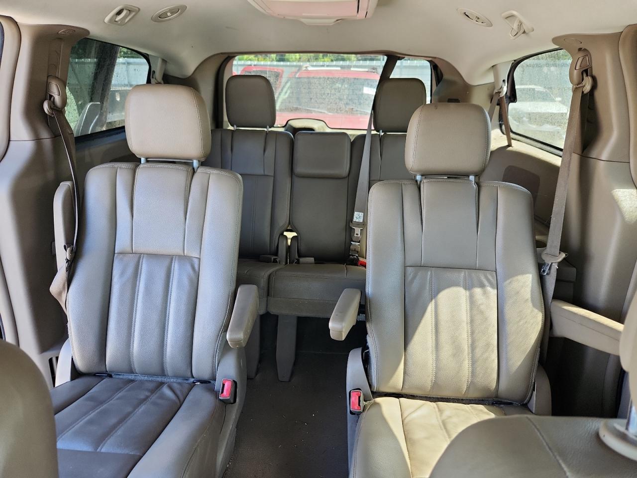 2014 Chrysler Town & Country Touring VIN: 2C4RC1BG7ER138839 Lot: 62869875
