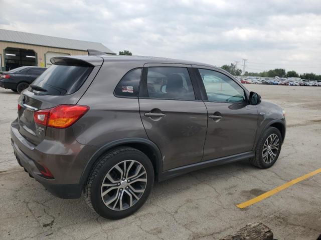  MITSUBISHI OUTLANDER 2018 Szary