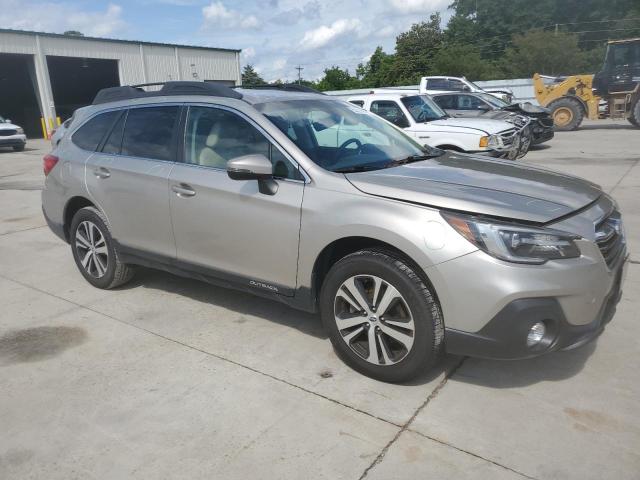  SUBARU OUTBACK 2019 tan