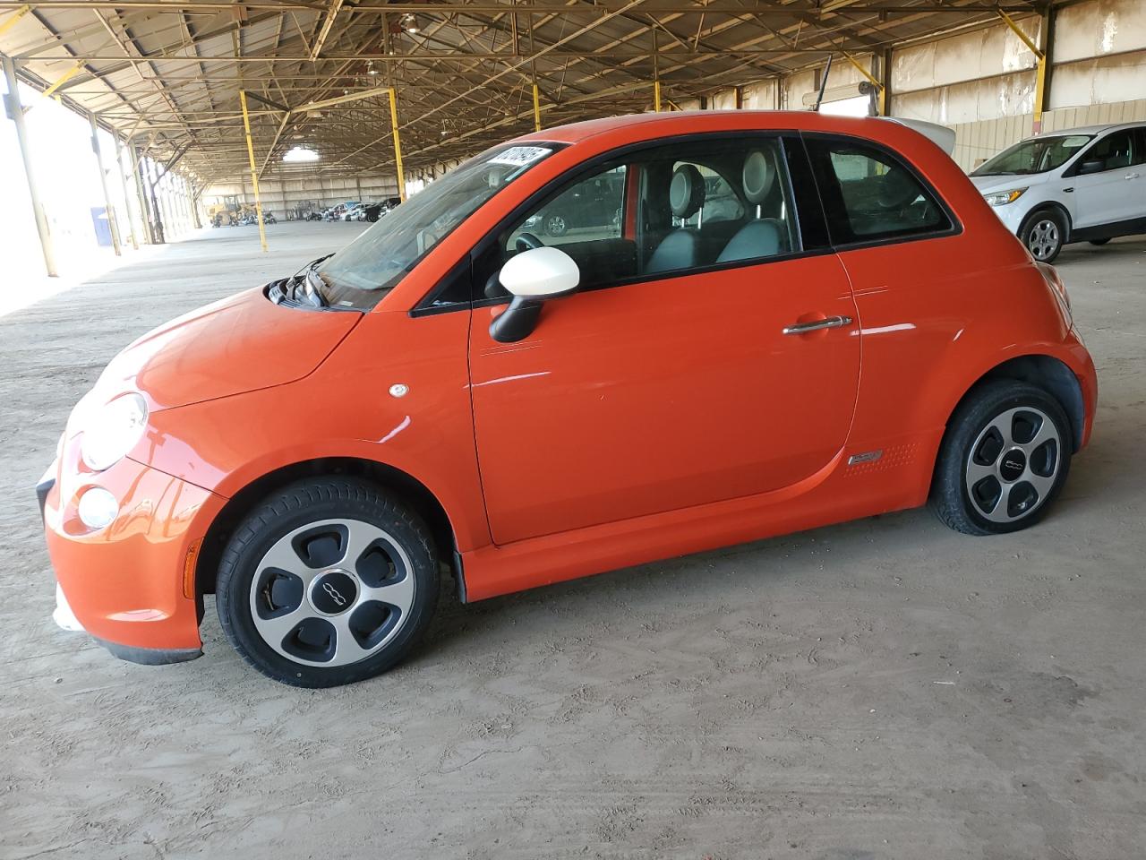 Phoenix, AZ에서 판매 중인 2015 Fiat 500 Electric - Minor Dent/Scratches