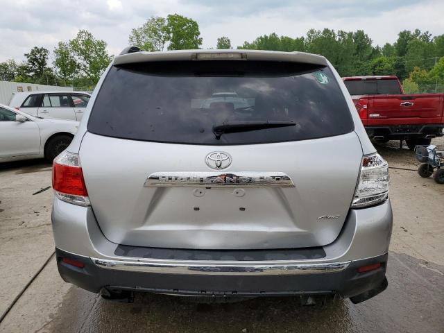  TOYOTA HIGHLANDER 2013 Сріблястий