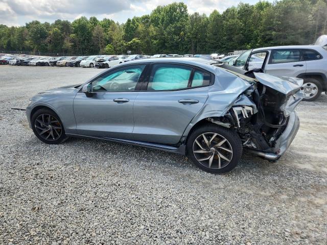  VOLVO S60 2020 Серебристый