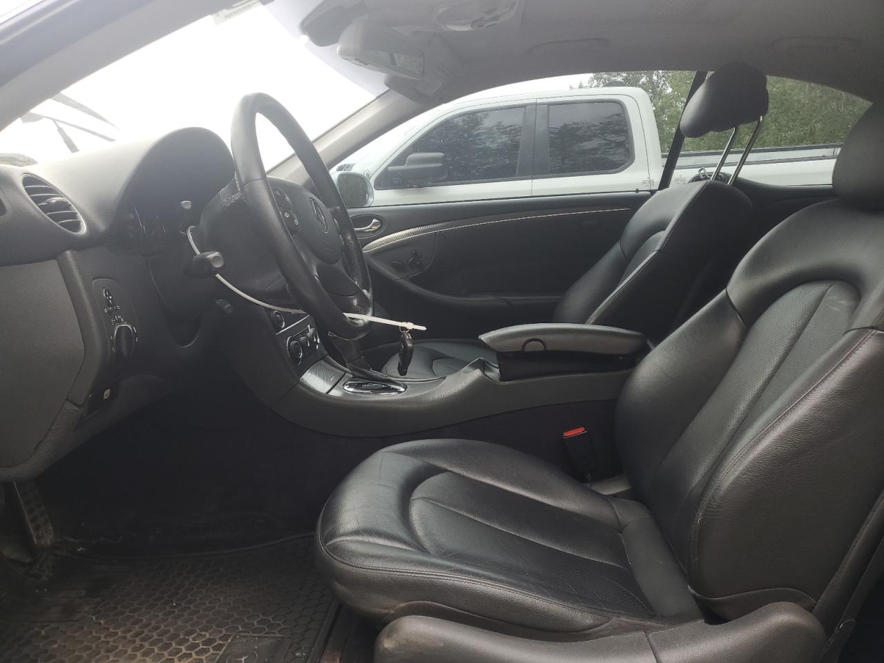 2005 Mercedes-Benz Clk 320C VIN: WDBTJ65J05F132967 Lot: 62660535
