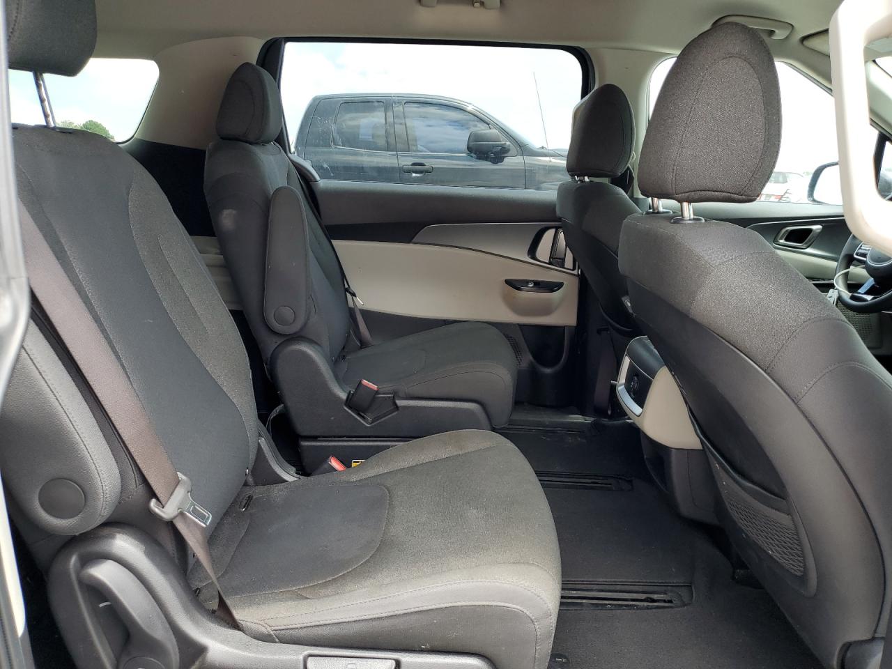 2023 Kia Carnival Lx VIN: KNDNB4H33P6224862 Lot: 60842515