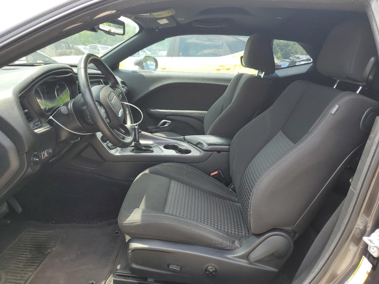 2018 Dodge Challenger Sxt VIN: 2C3CDZAG9JH199665 Lot: 62109125