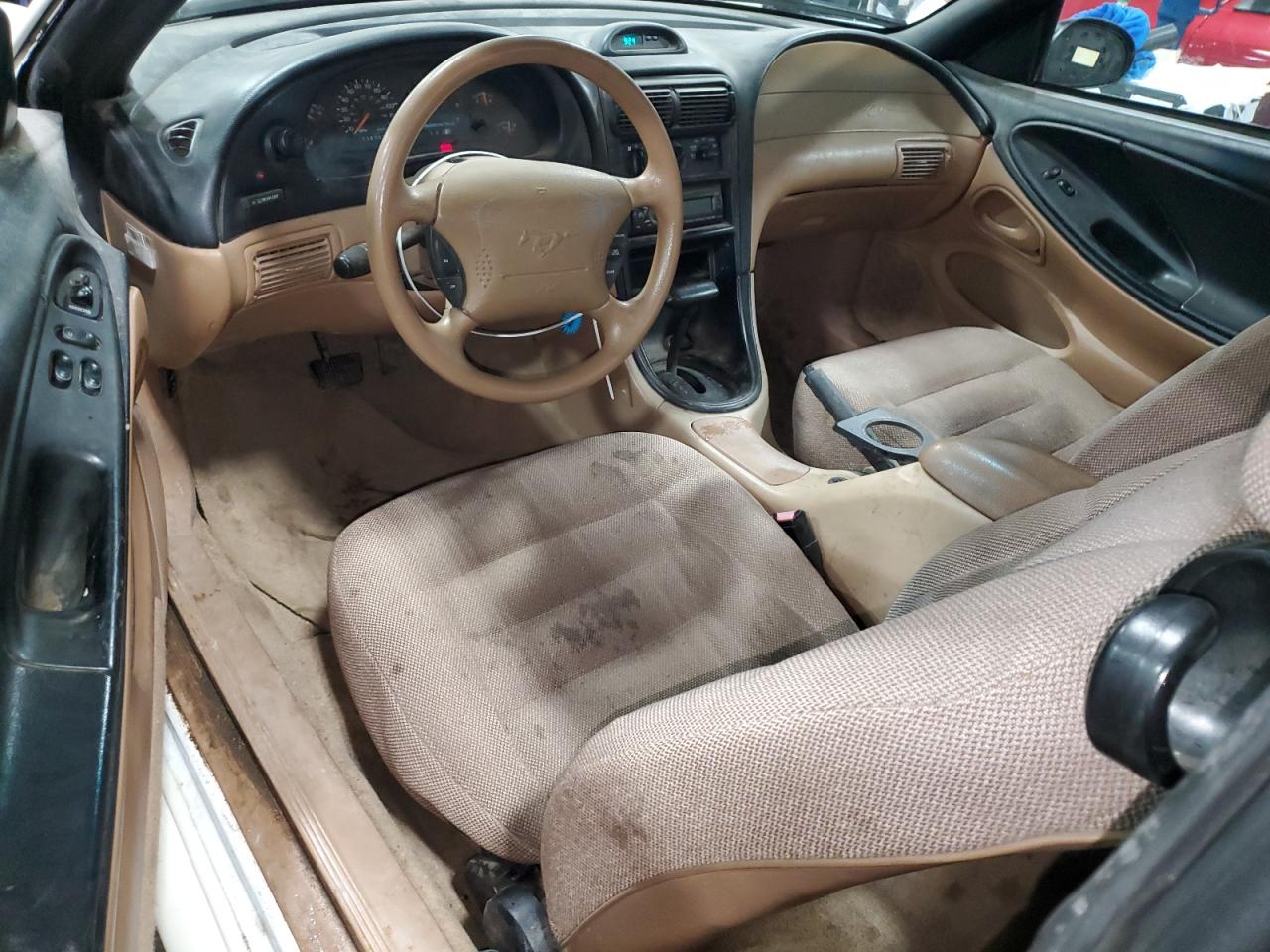 1996 Ford Mustang VIN: 1FALP4045TF168100 Lot: 60464845
