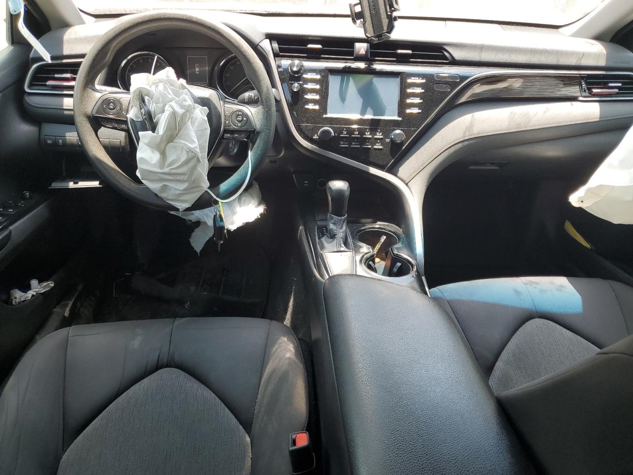 TOYOTA CAMRY 2019 VIN 4T1B11HK6KU696890 фото 8