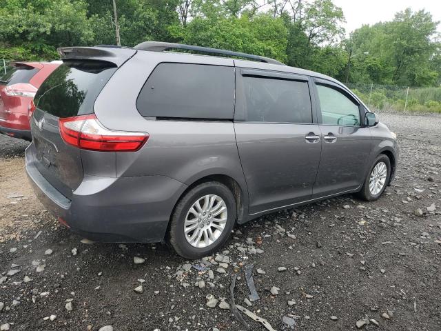 2015 TOYOTA SIENNA XLE  