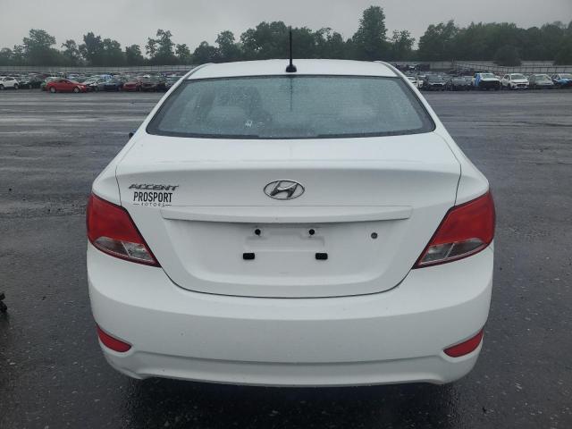 Sedans HYUNDAI ACCENT 2015 Biały