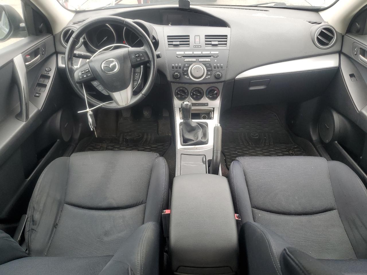 2010 Mazda 3 S VIN: JM1BL1S62A1350765 Lot: 62418585