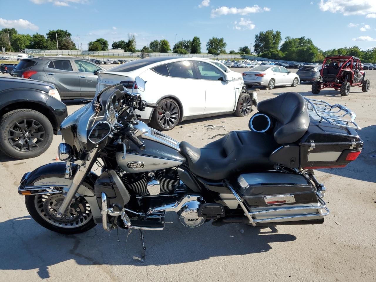 HARLEY-DAVIDSON FL 2013 VIN 1HD1FCM18DB615055 zdjęcie 3