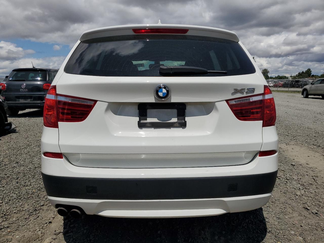 2011 BMW X3 xDrive28I VIN: 5UXWX5C5XBLW13799 Lot: 61018975