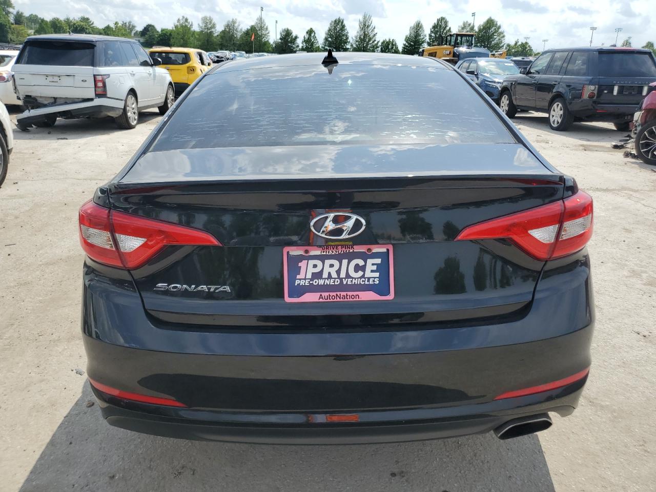 2017 Hyundai Sonata Se VIN: 5NPE24AF8HH523761 Lot: 61910245