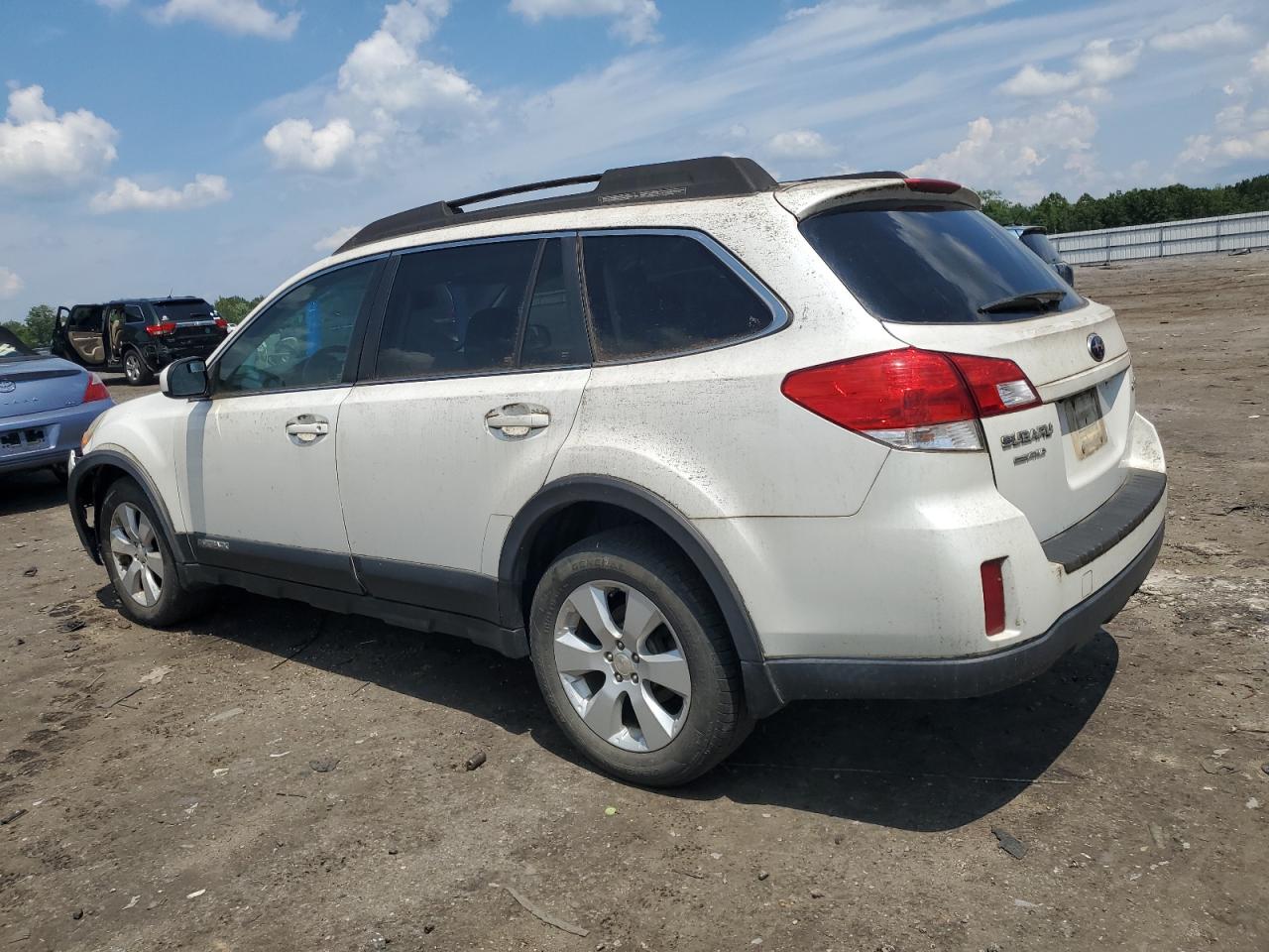 2011 Subaru Outback 2.5I Premium VIN: 4S4BRCGC8B3395235 Lot: 62560445