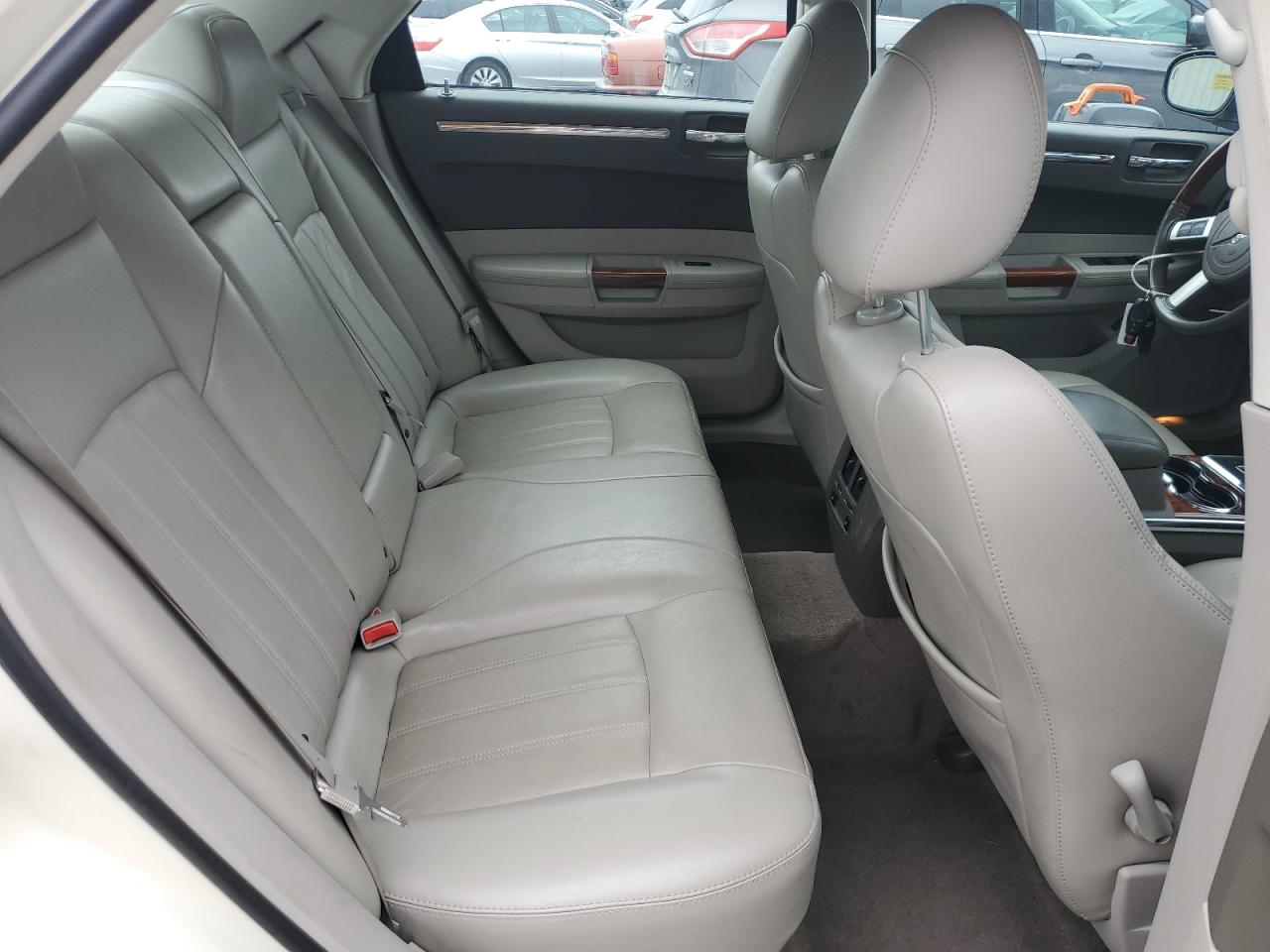 2010 Chrysler 300C VIN: 2C3CK6CT9AH331192 Lot: 62983275